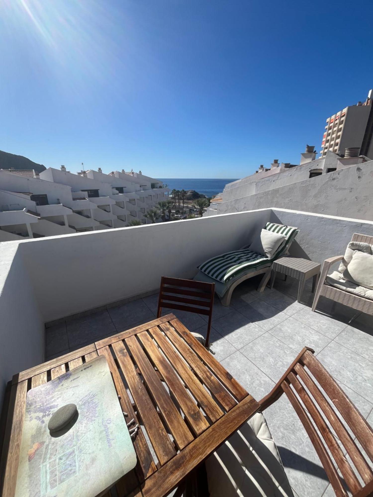 شقة Sea View Penthouse With Large Terrace لوس كريستيانوس المظهر الخارجي الصورة