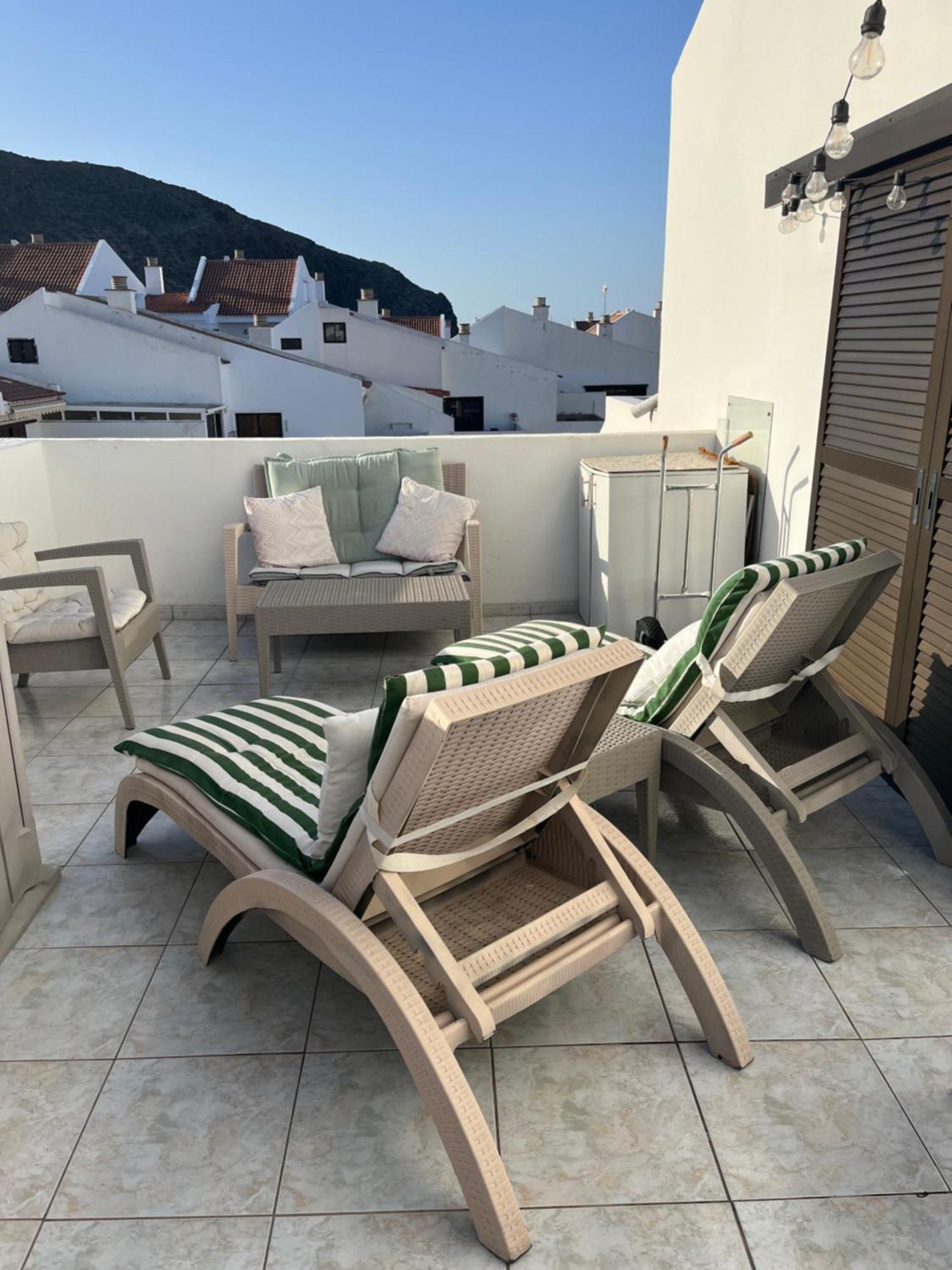 شقة Sea View Penthouse With Large Terrace لوس كريستيانوس المظهر الخارجي الصورة
